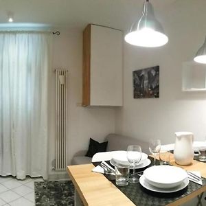 Fuori Portico Unita
